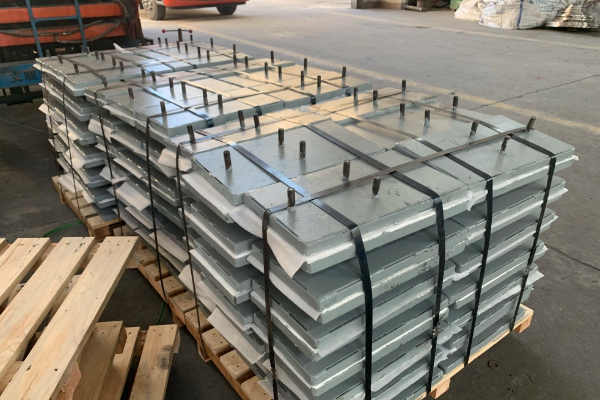 耐磨陶瓷襯板廠家 耐磨陶瓷襯板廠家