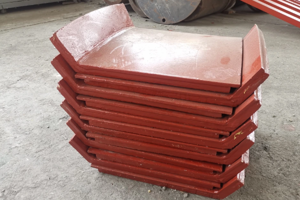 kmtbcr28高鉻耐磨襯板 kmtbcr28高鉻耐磨襯板