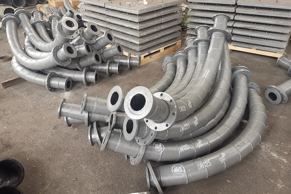 輸送水泥粉塵的雙金屬耐磨彎頭